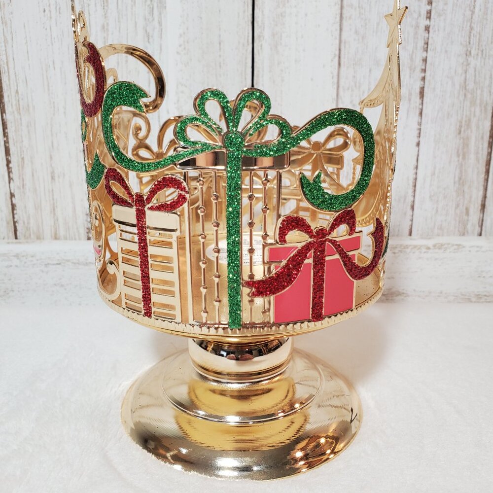 Bath & Body Works Christmas Tree Sleigh Pedestal 3-Wick Candle Holder Sleeve - Picture 2 of 7